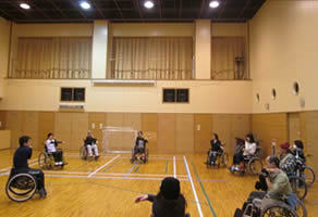 障がい児者スポーツ体験・ボランティア講習会【車椅子ハンドボール】-5