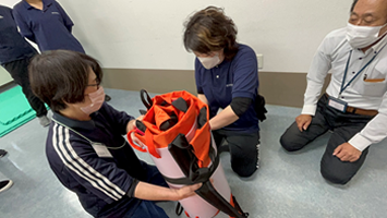 搬送器具を使用した避難訓練の実施について-4