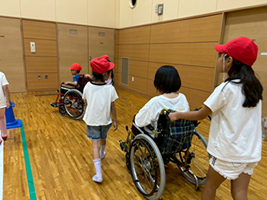 安中青少年会館パレットクラブ車いす体験-8