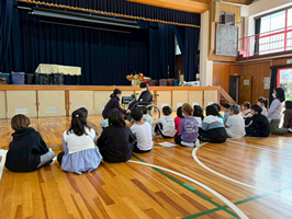 北山本小学校車いす体験-3